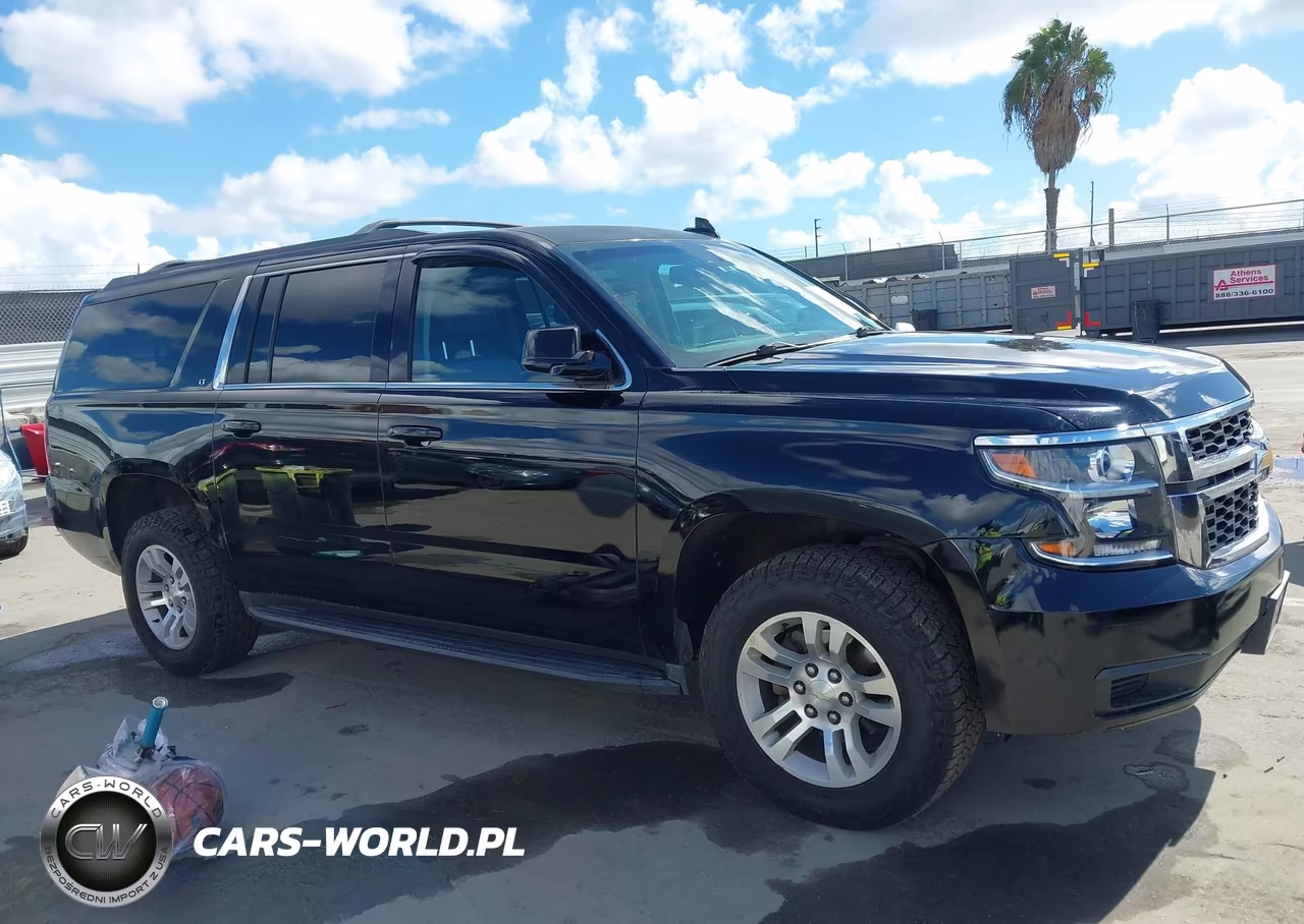 2017 Chevrolet Suburban Lt VIN:1GNSKHKC0HR115592 - 13