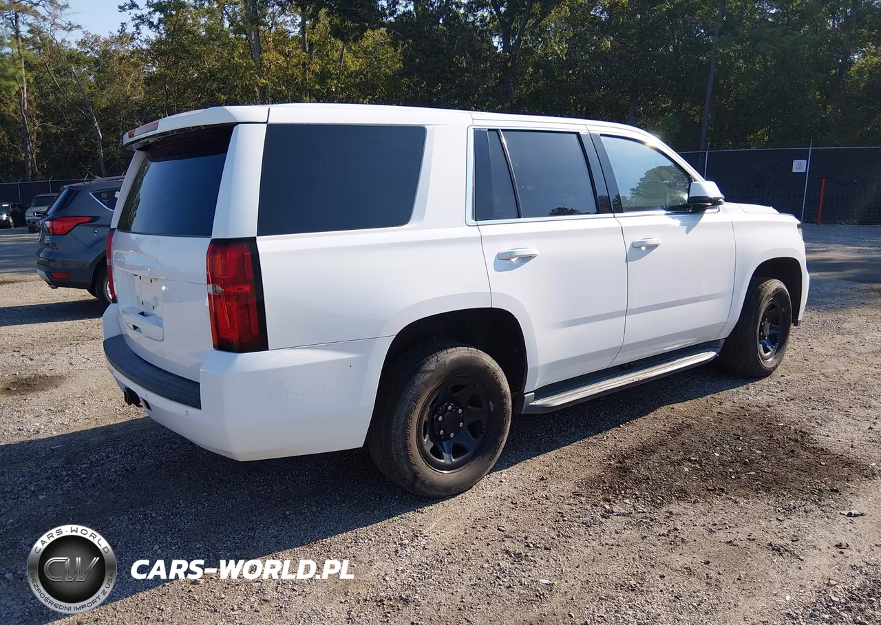 2015 Chevrolet Tahoe Commercial VIN:1GNLC2EC9FR717222 - 4