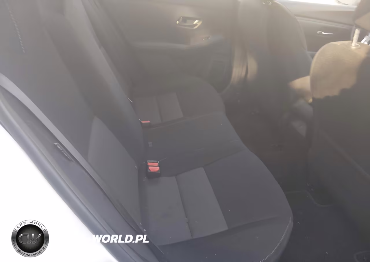 2025 Nissan Sentra Sv VIN:3N1AB8CV5SY405951 - 8