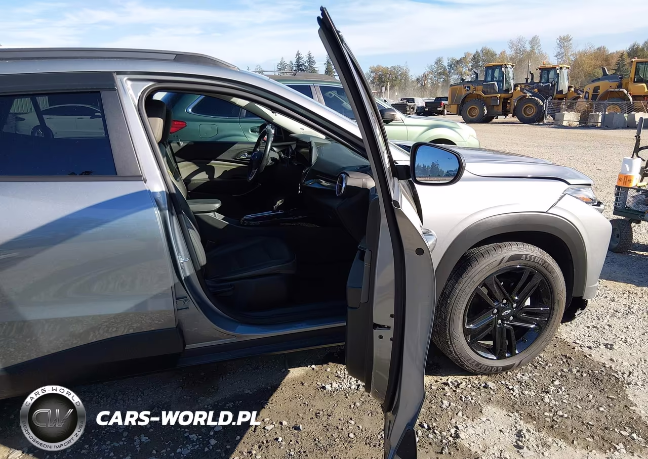 2025 Chevrolet Trax Fwd Activ VIN:KL77LKEP8SC014203 - 5