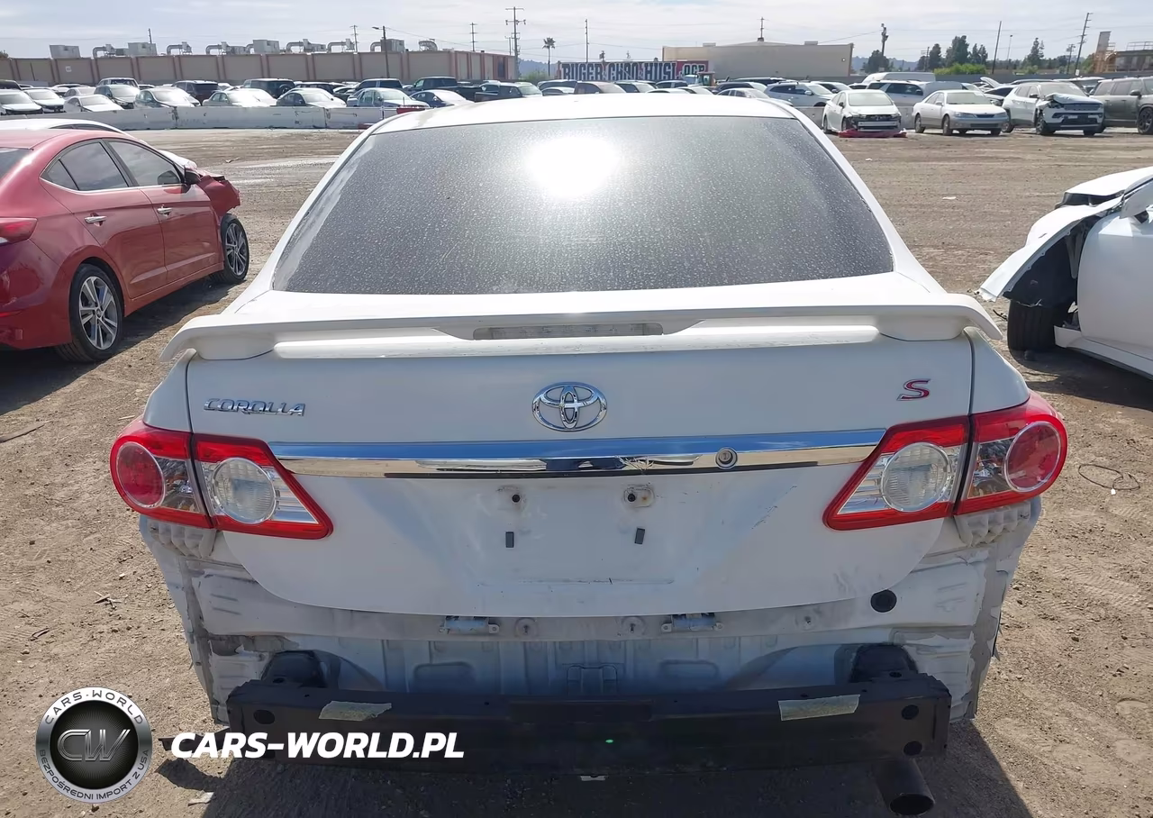 2011 Toyota Corolla S VIN:2T1BU4EE8BC620371 - 16