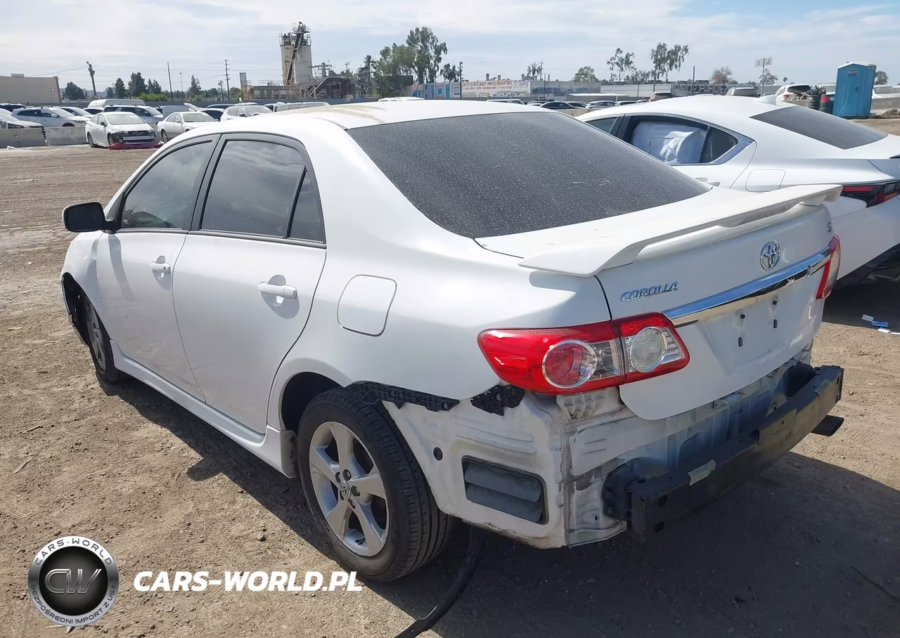 2011 Toyota Corolla S VIN:2T1BU4EE8BC620371 - 3