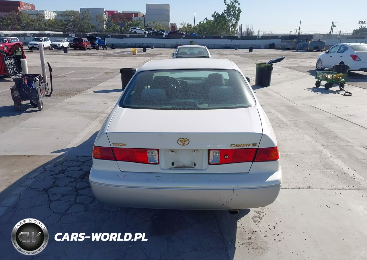 2001 Toyota Camry Le VIN:JT2BG22K410589692 - 16
