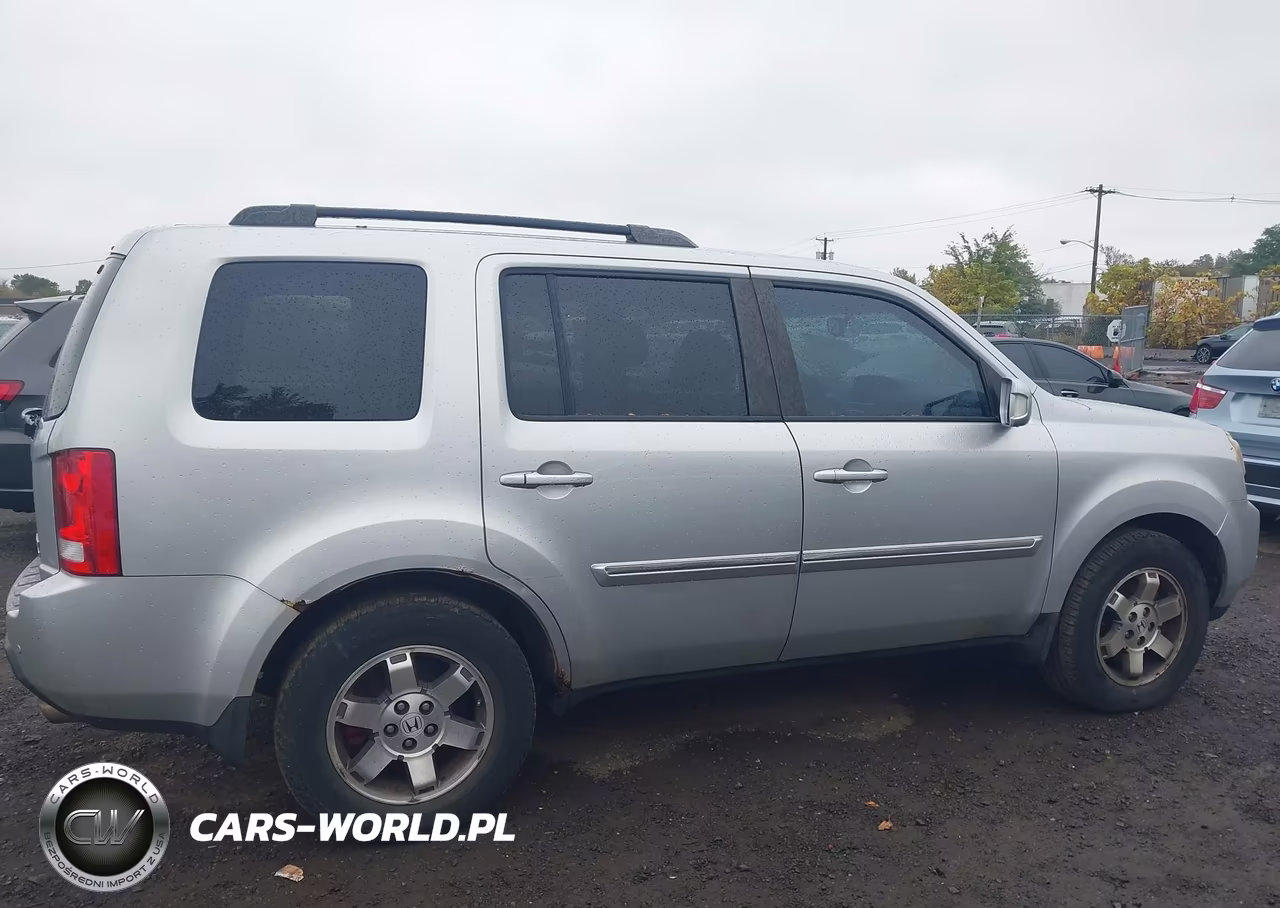2011 Honda Pilot Touring VIN:5FNYF4H91BB507358 - 14