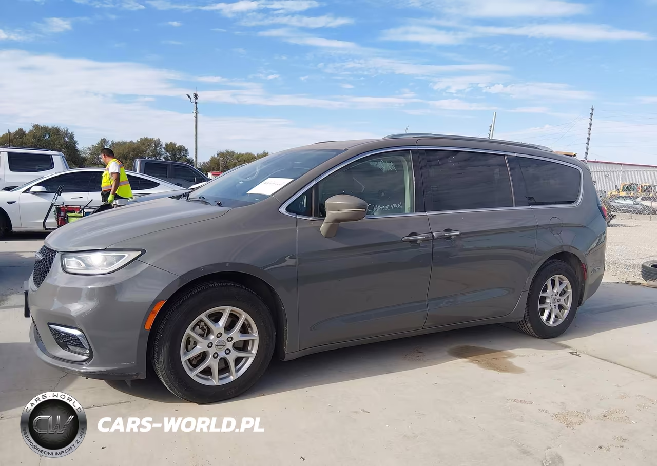 2021 Chrysler Pacifica Touring L VIN:2C4RC1BG3MR598367 - 14