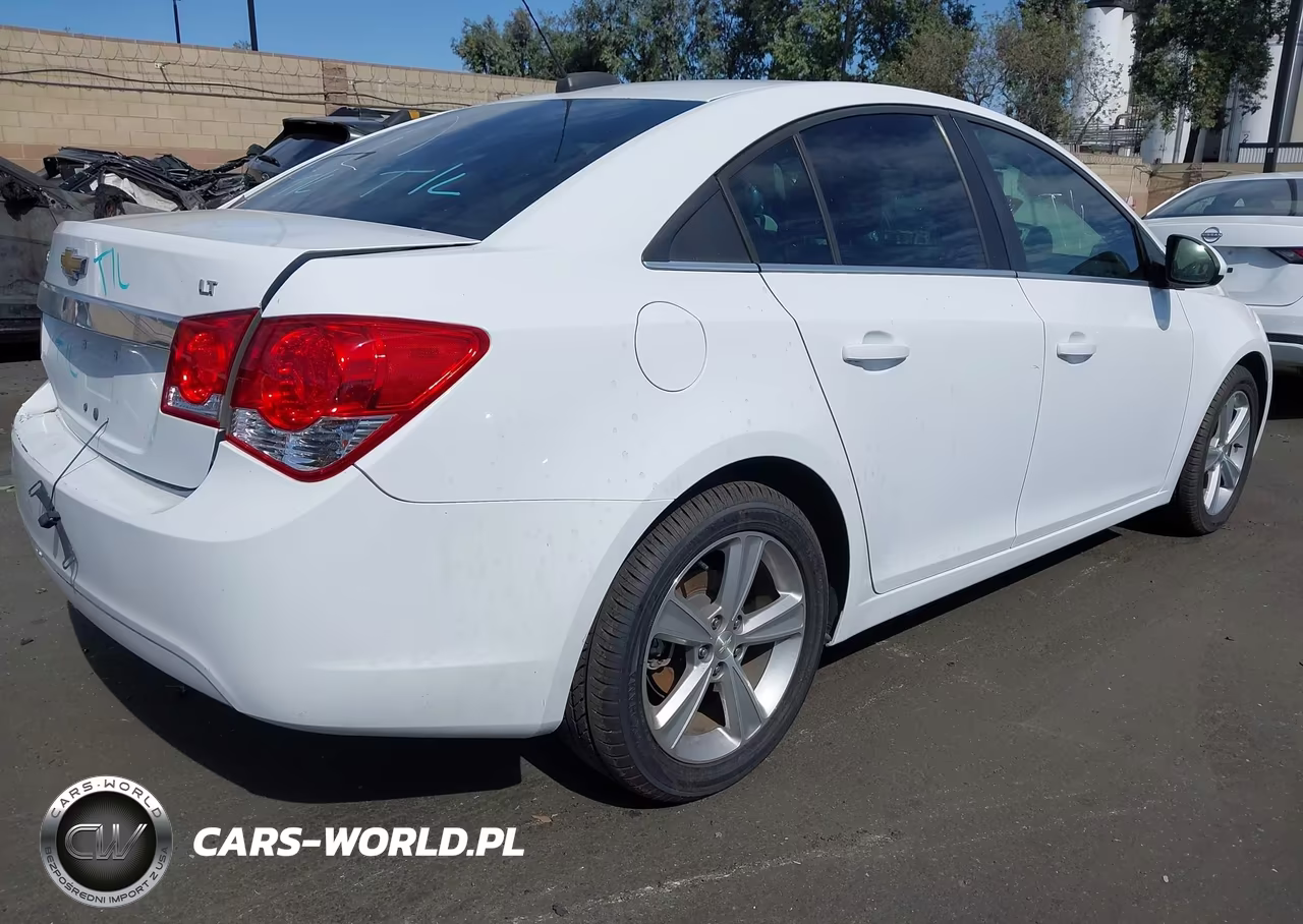2015 Chevrolet Cruze 2Lt Auto VIN:1G1PE5SB2F7260002 - 4