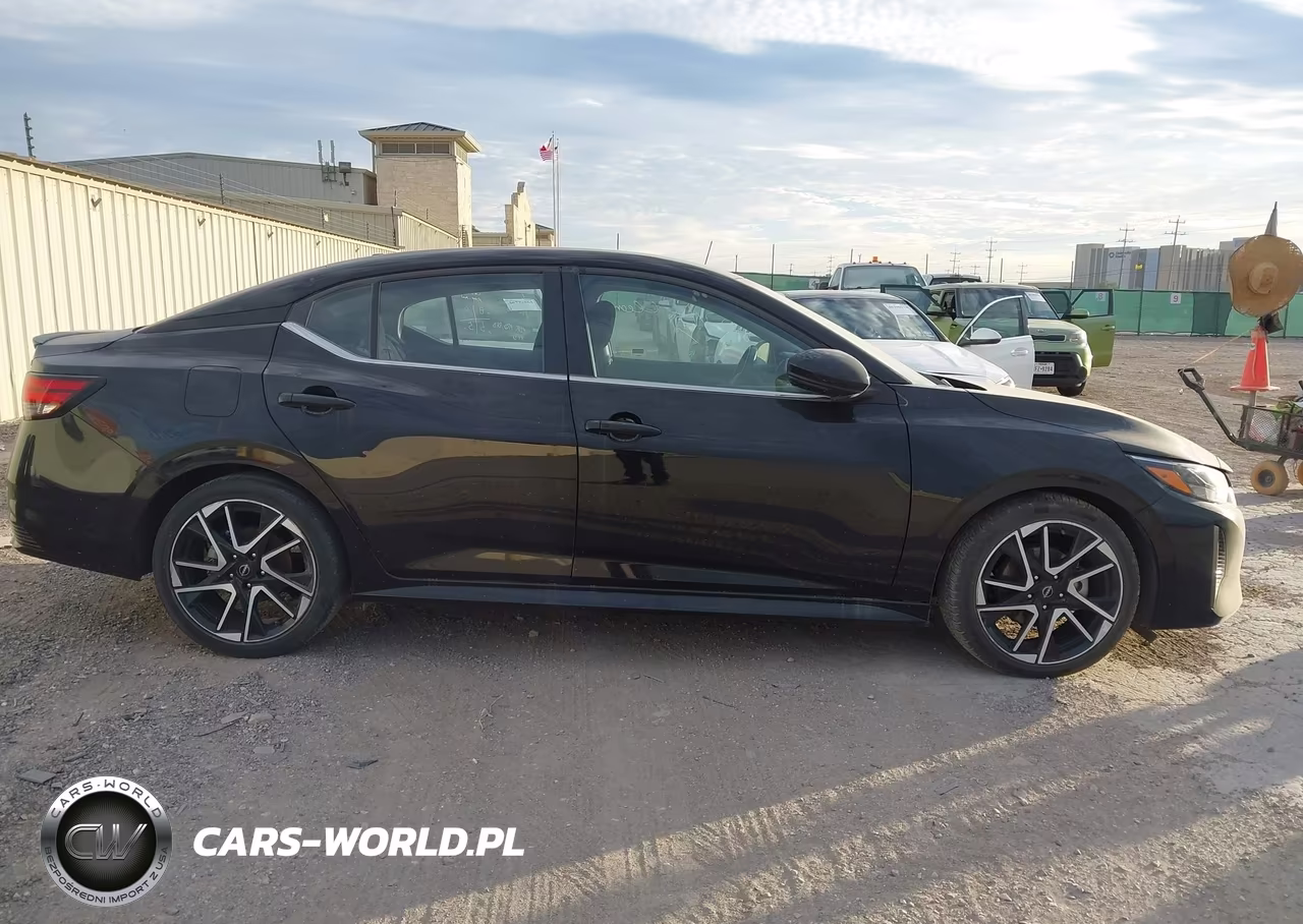 2025 Nissan Sentra Sr VIN:3N1AB8DV4SY299698 - 13