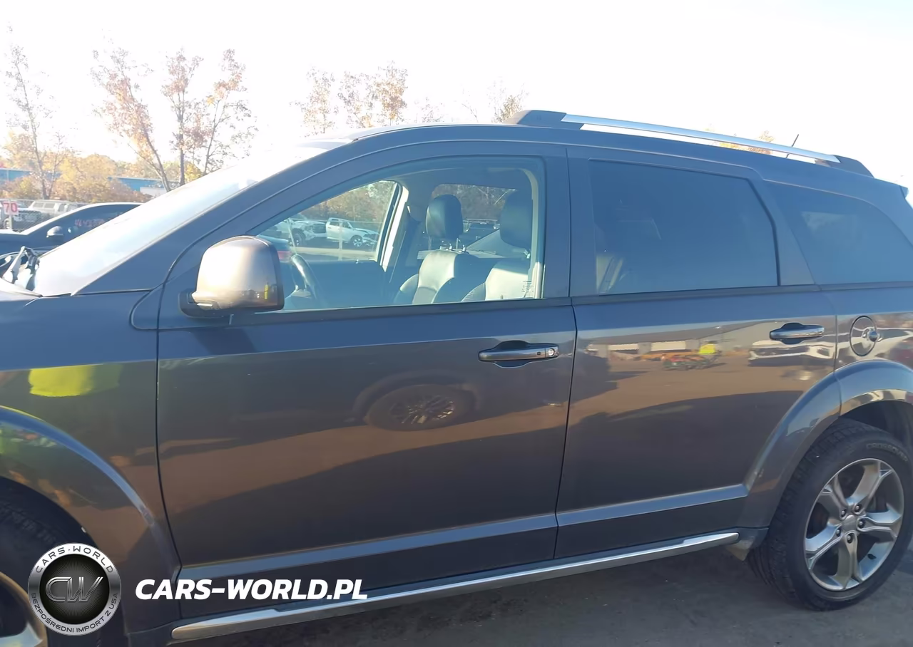 2016 Dodge Journey Crossroad Plus VIN:3C4PDDGG5GT183843 - 14
