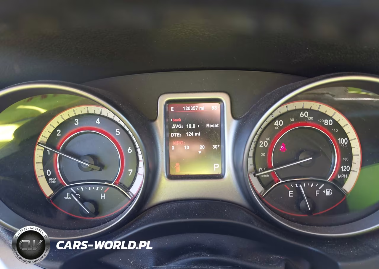 2016 Dodge Journey Crossroad Plus VIN:3C4PDDGG5GT183843 - 7