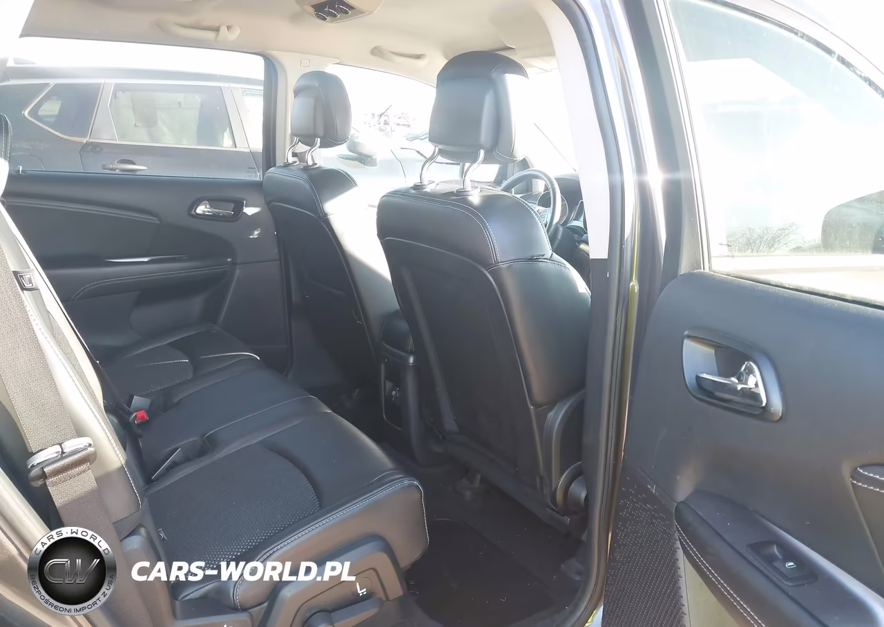 2016 Dodge Journey Crossroad Plus VIN:3C4PDDGG5GT183843 - 8