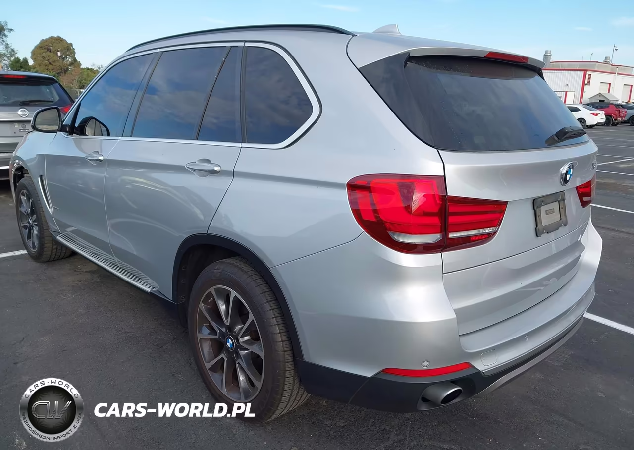 2015 BMW X5 xDrive35I VIN:5UXKR0C50F0P10898 - 3