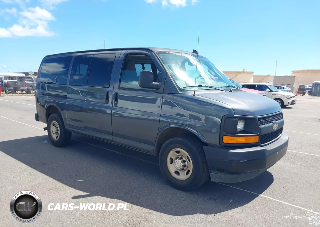 2017 Chevrolet Express 2500 Ls VIN:1GNWGEFG8H1101422 - 1