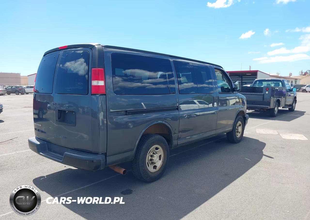 2017 Chevrolet Express 2500 Ls VIN:1GNWGEFG8H1101422 - 4