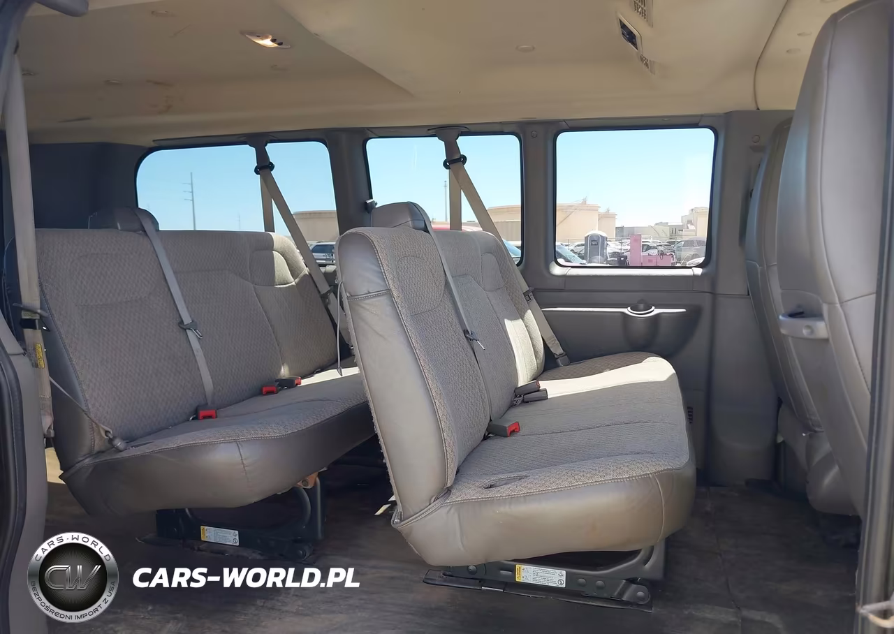 2017 Chevrolet Express 2500 Ls VIN:1GNWGEFG8H1101422 - 8