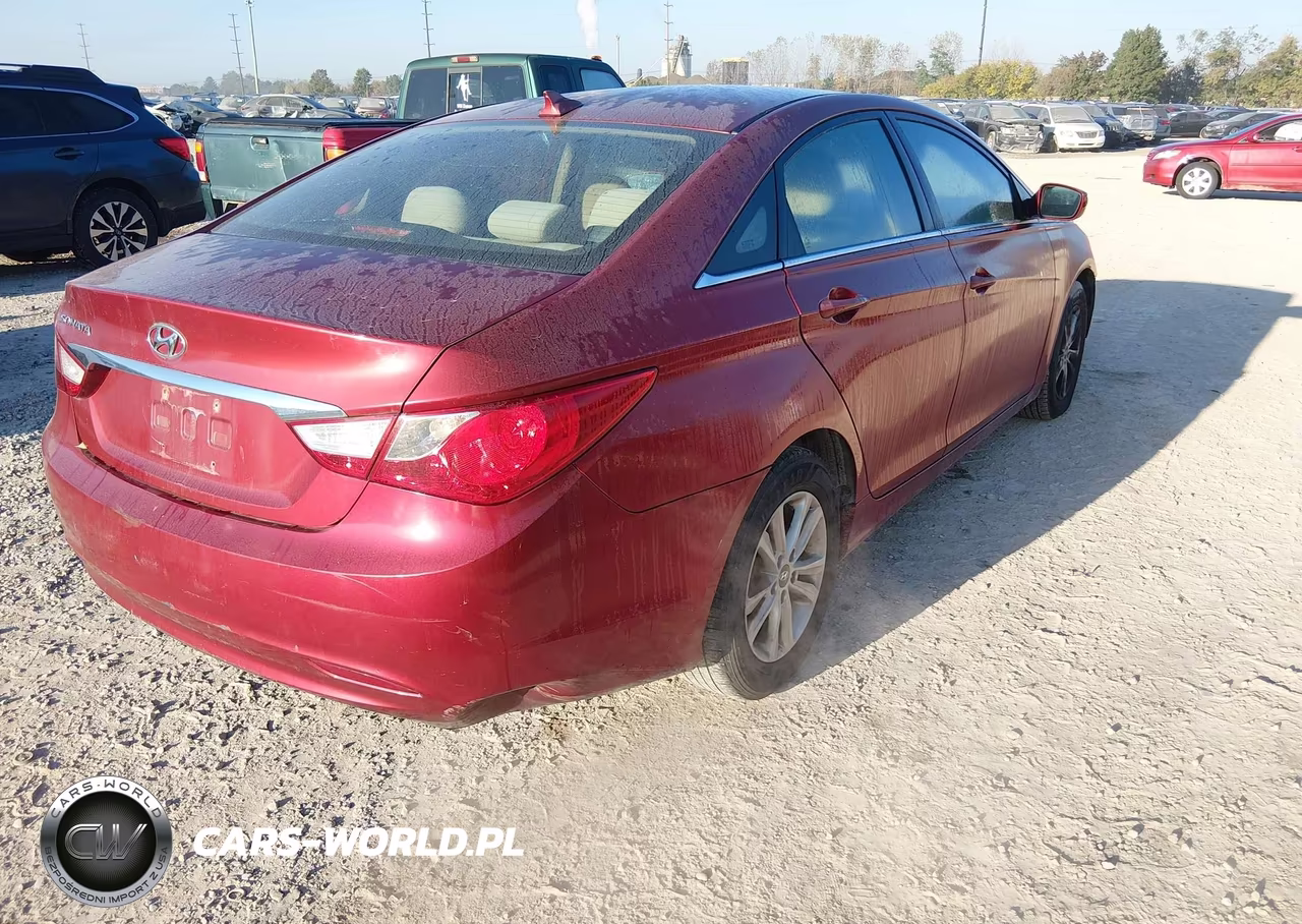 2013 Hyundai Sonata Gls VIN:5NPEB4AC7DH699801 - 4