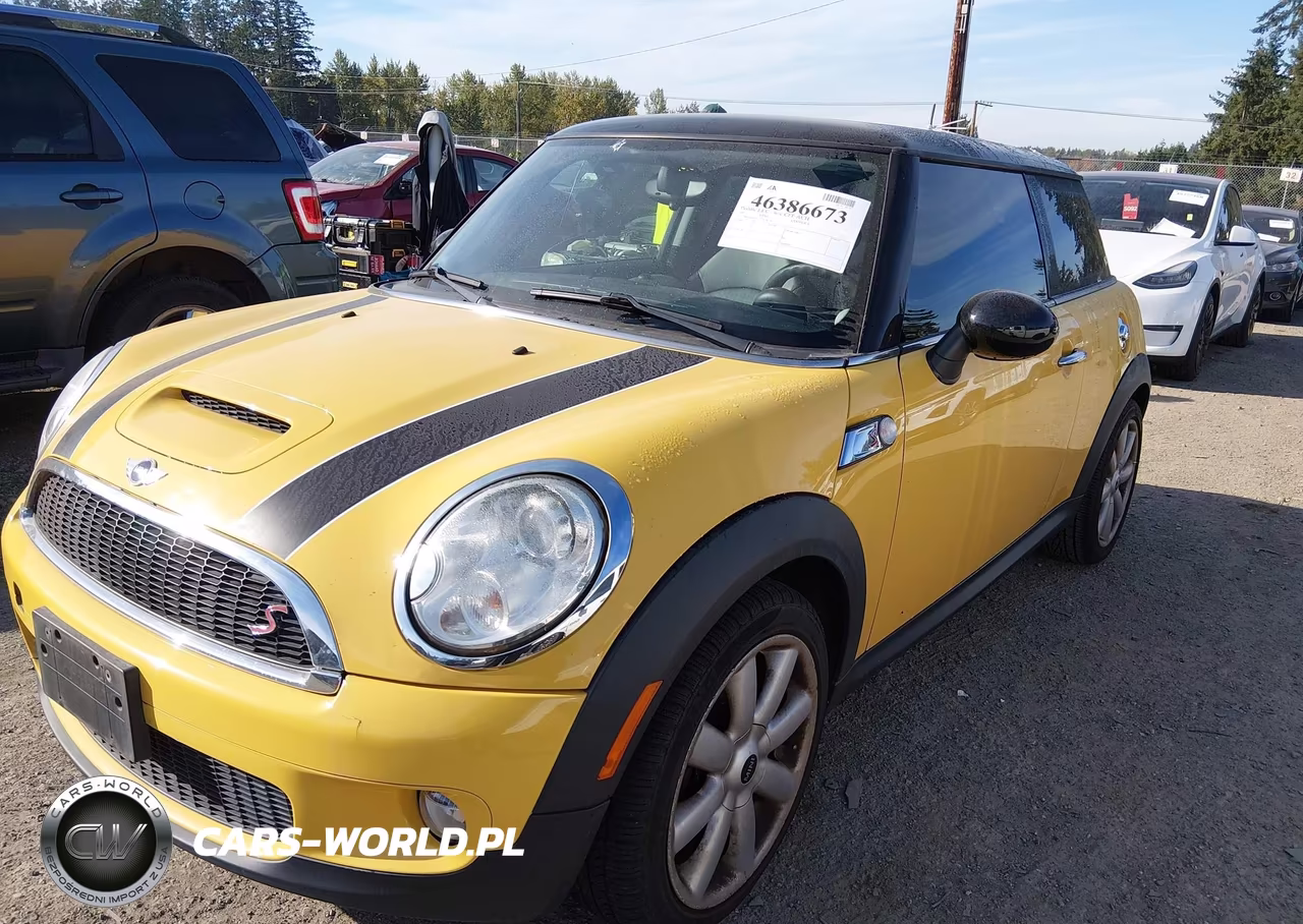 2007 Mini Cooper S VIN:WMWMF73527TL86538 - 2