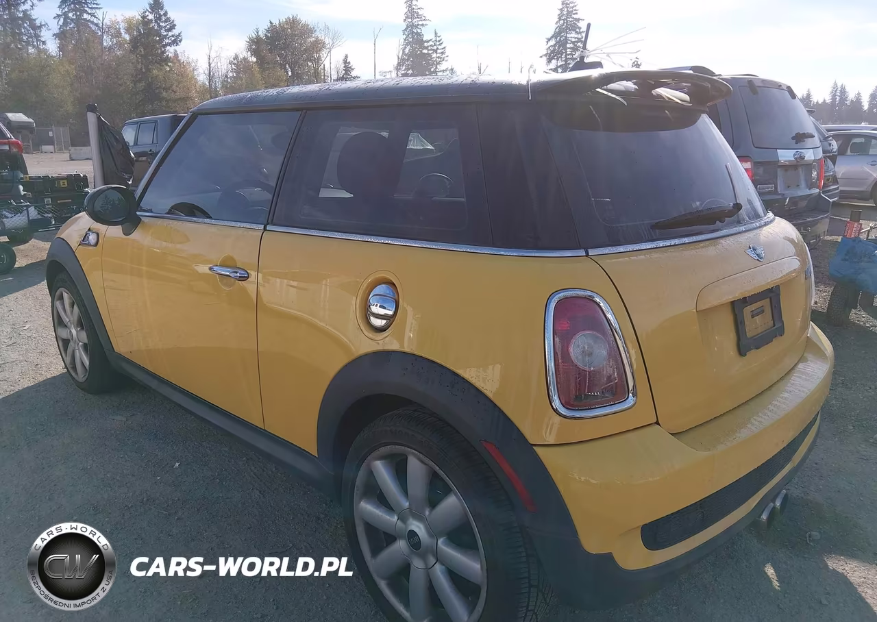 2007 Mini Cooper S VIN:WMWMF73527TL86538 - 3