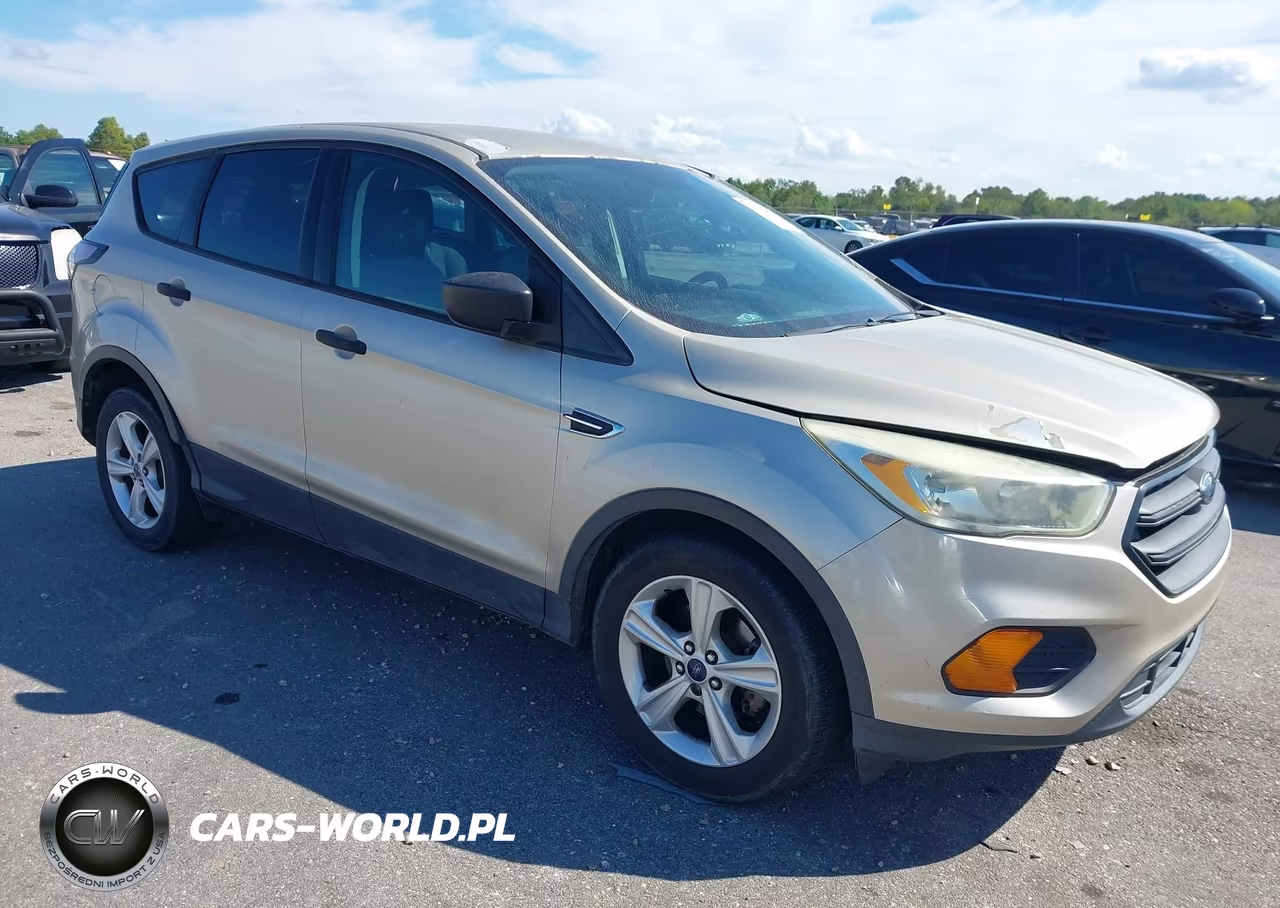 2017 Ford Escape S – zdjęcie 1 z 10