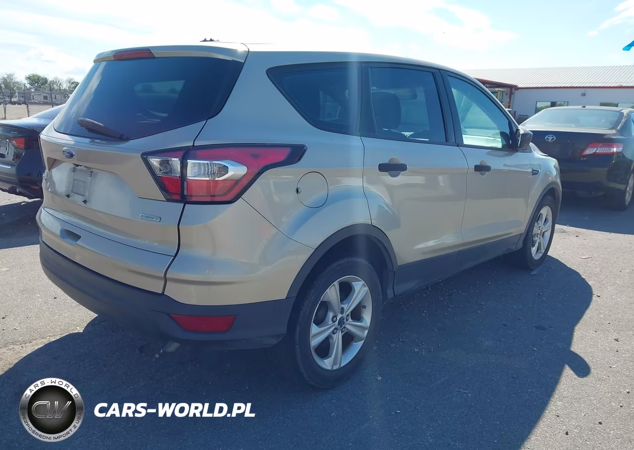 2017 Ford Escape S VIN:1FMCU0F72HUC31231 - 4