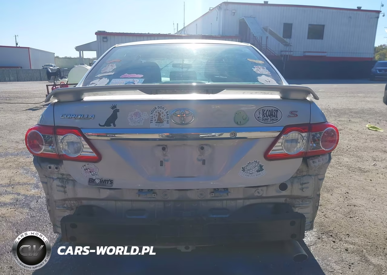 2013 Toyota Corolla S VIN:2T1BU4EE2DC110925 - 17