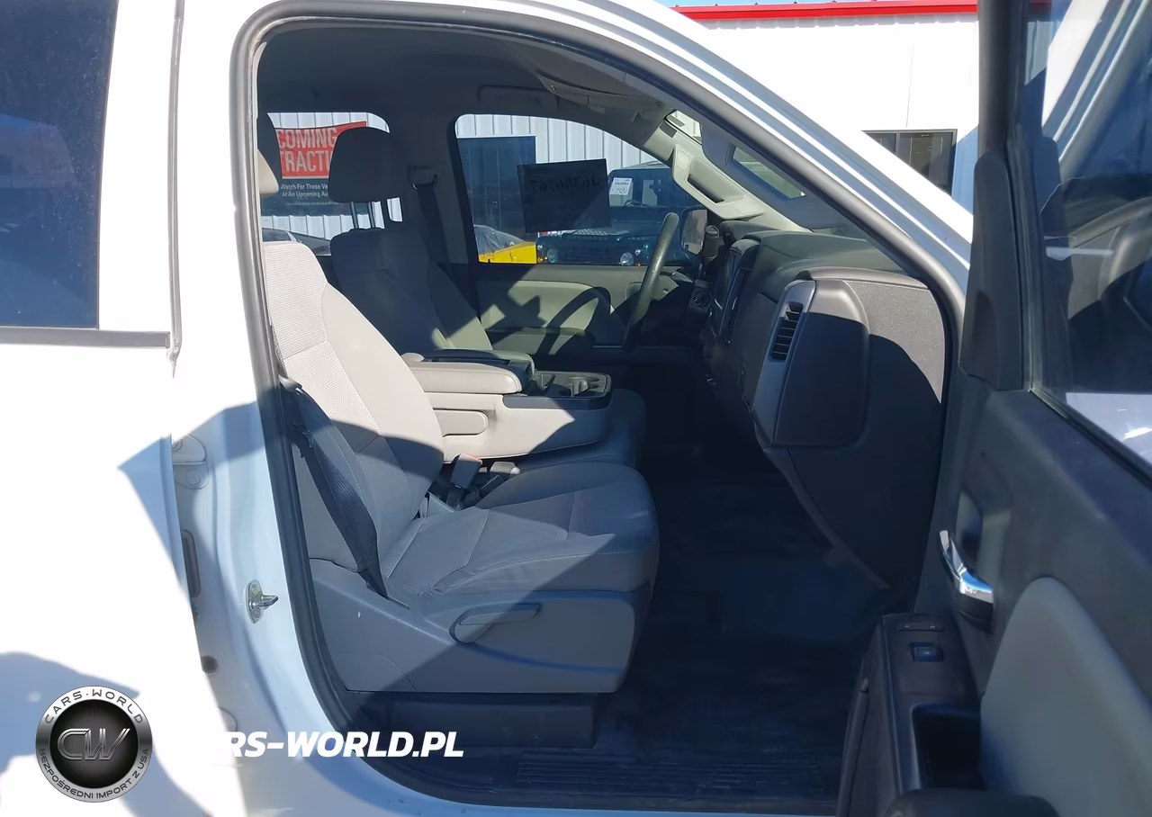 2018 Chevrolet Silverado 2500Hd Wt VIN:1GC1KUEGXJF134279 - 5