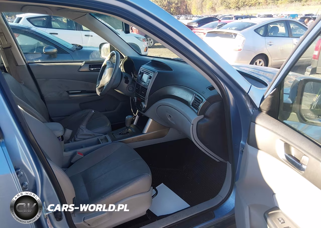 2011 Subaru Forester 2.5X Touring VIN:JF2SHAGC6BH703535 - 5