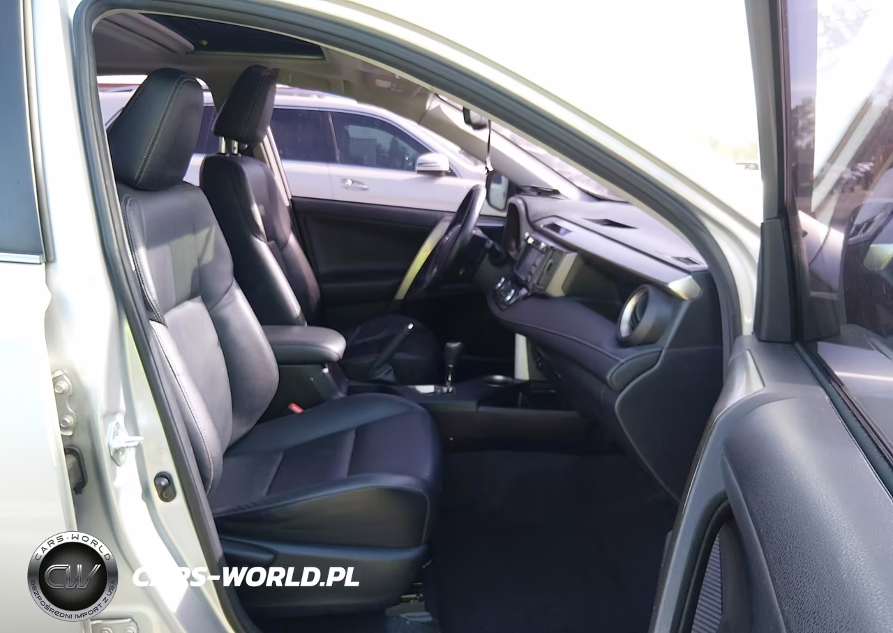 2015 Toyota Rav4 Limited VIN:JTMDFREV2FD155546 - 17