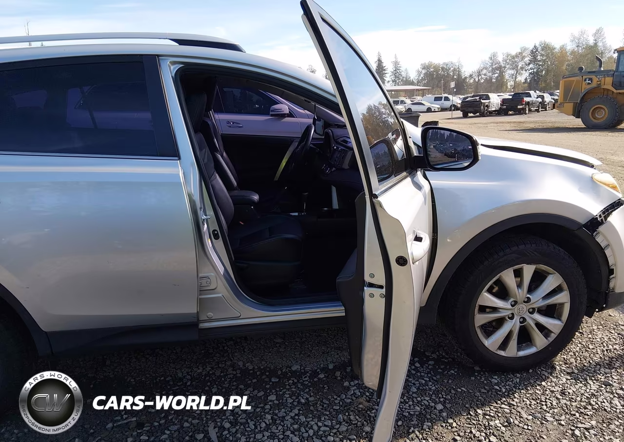 2015 Toyota Rav4 Limited VIN:JTMDFREV2FD155546 - 5