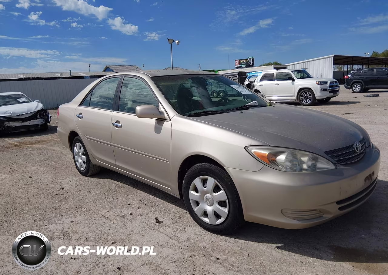2004 Toyota Camry Le – zdjęcie 1 z 11