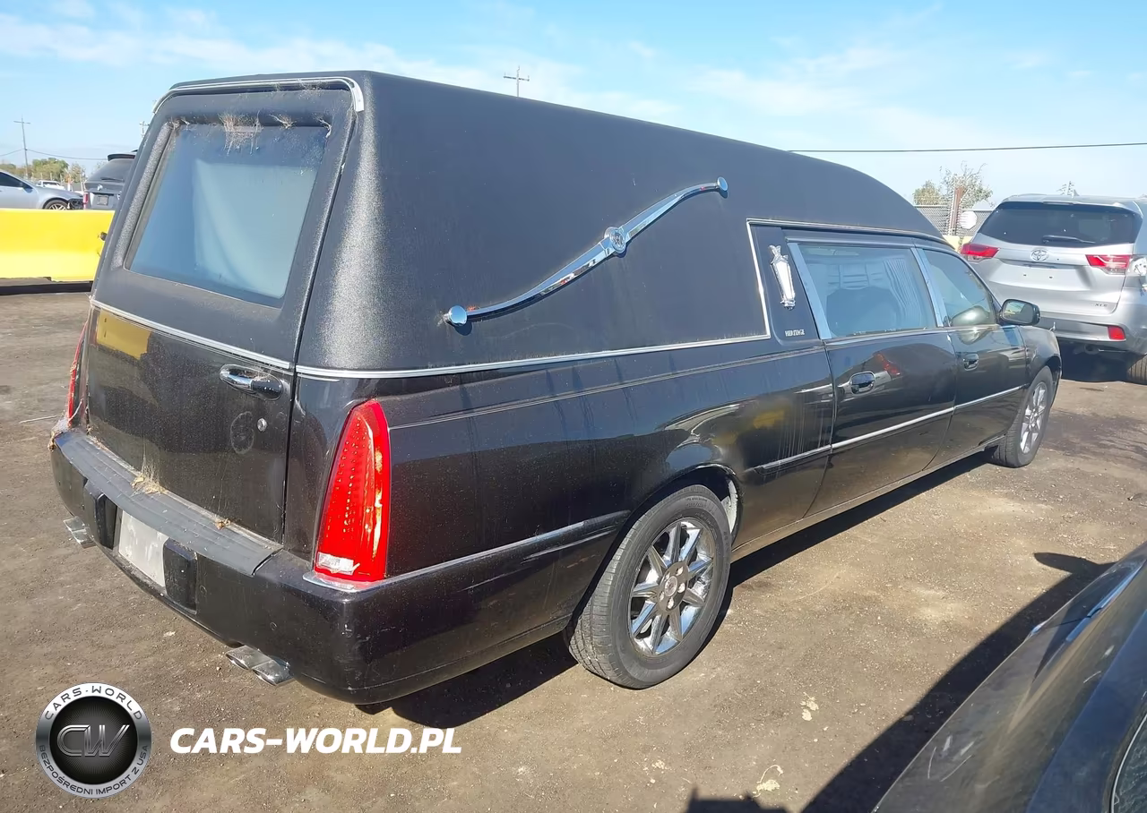 2011 Cadillac Dts Standard VIN:1GE7K9C66BU600537 - 4