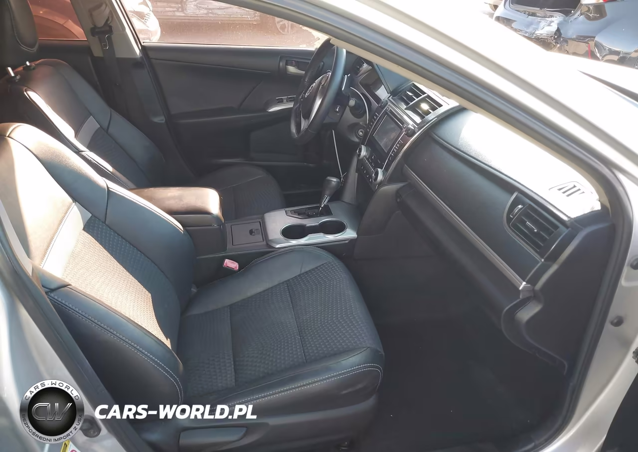 2014 Toyota Camry Se VIN:4T1BF1FK0EU409603 - 5