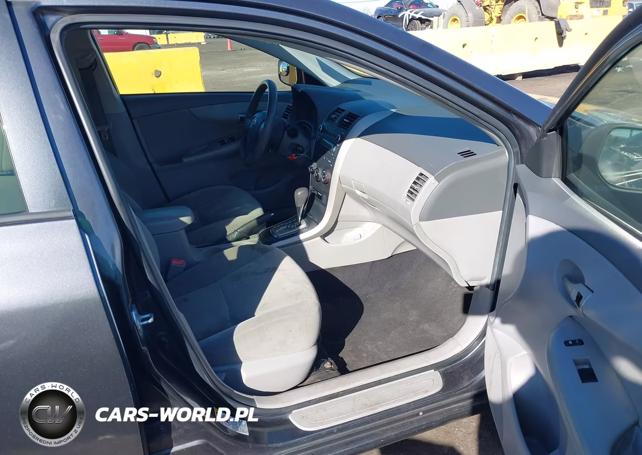 2010 Toyota Corolla Le VIN:2T1BU4EE8AC430150 - 5