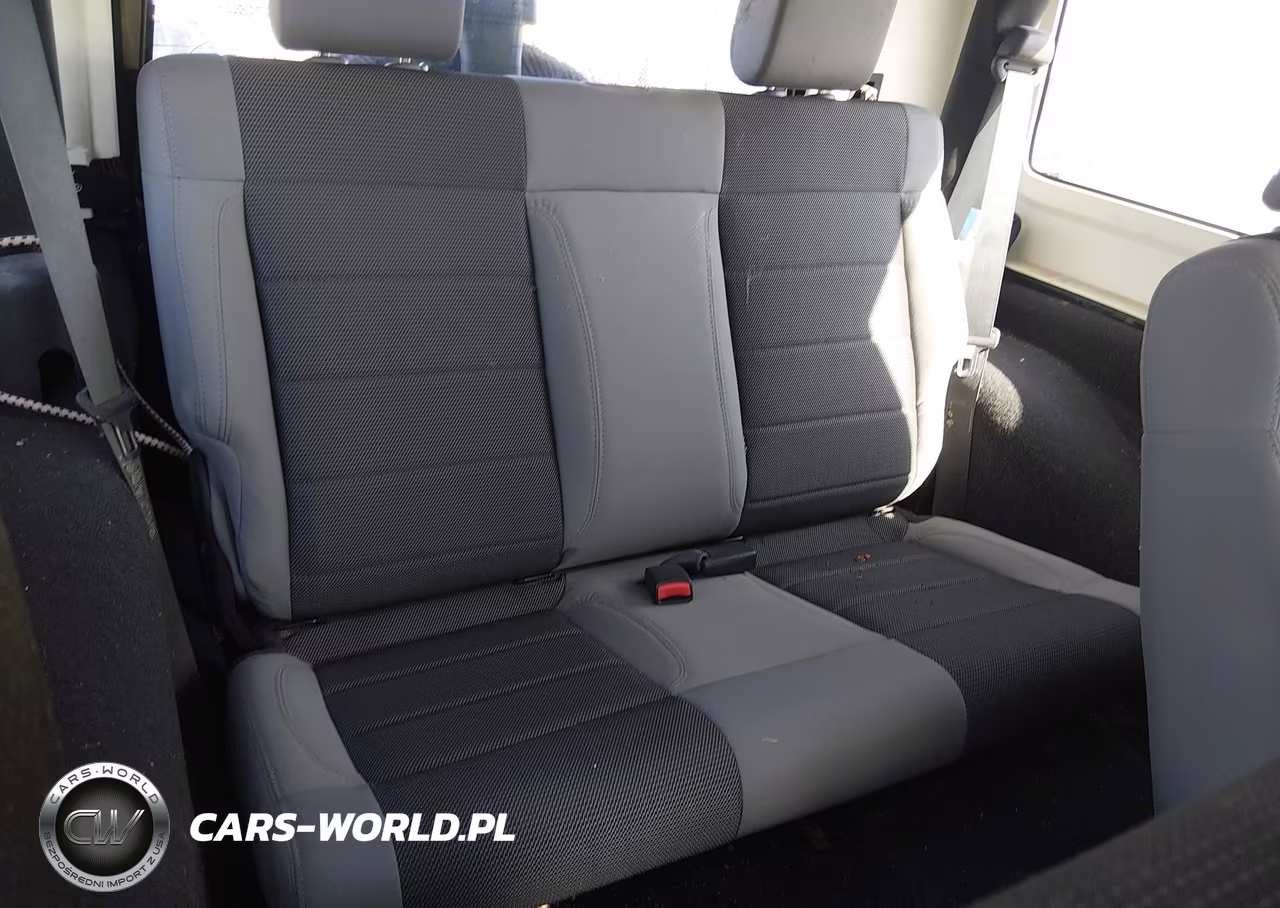 2007 Jeep Wrangler X VIN:1J4FA24137L198484 - 8