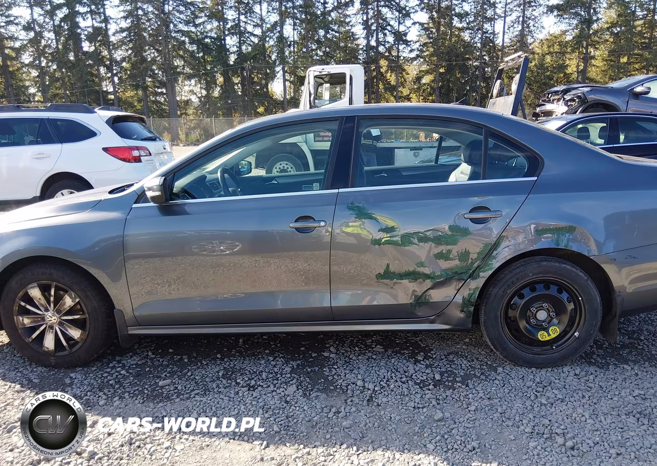 2015 Volkswagen Jetta 2.0L Tdi Se VIN:3VWLA7AJ4FM329751 - 14
