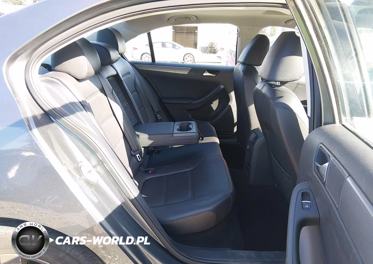 2015 Volkswagen Jetta 2.0L Tdi Se VIN:3VWLA7AJ4FM329751 - 18
