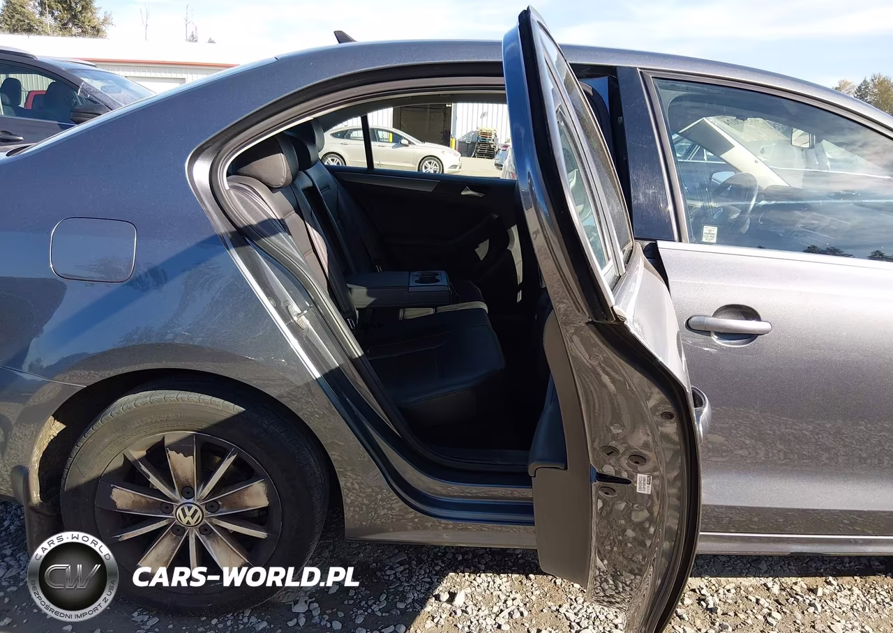 2015 Volkswagen Jetta 2.0L Tdi Se VIN:3VWLA7AJ4FM329751 - 8