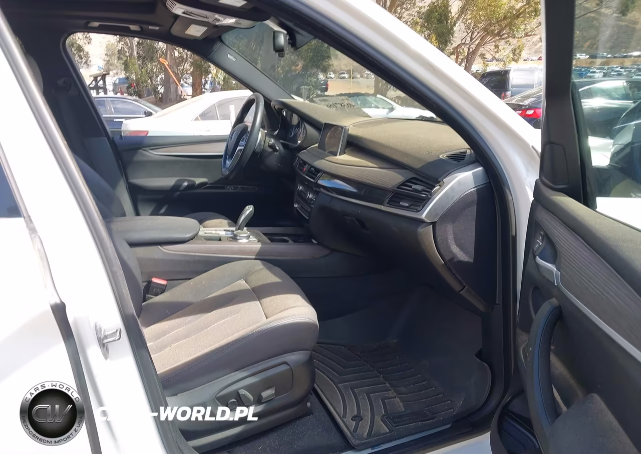 2018 BMW X5 Edrive xDrive40E Iperformance VIN:5UXKT0C53J0W02933 - 5