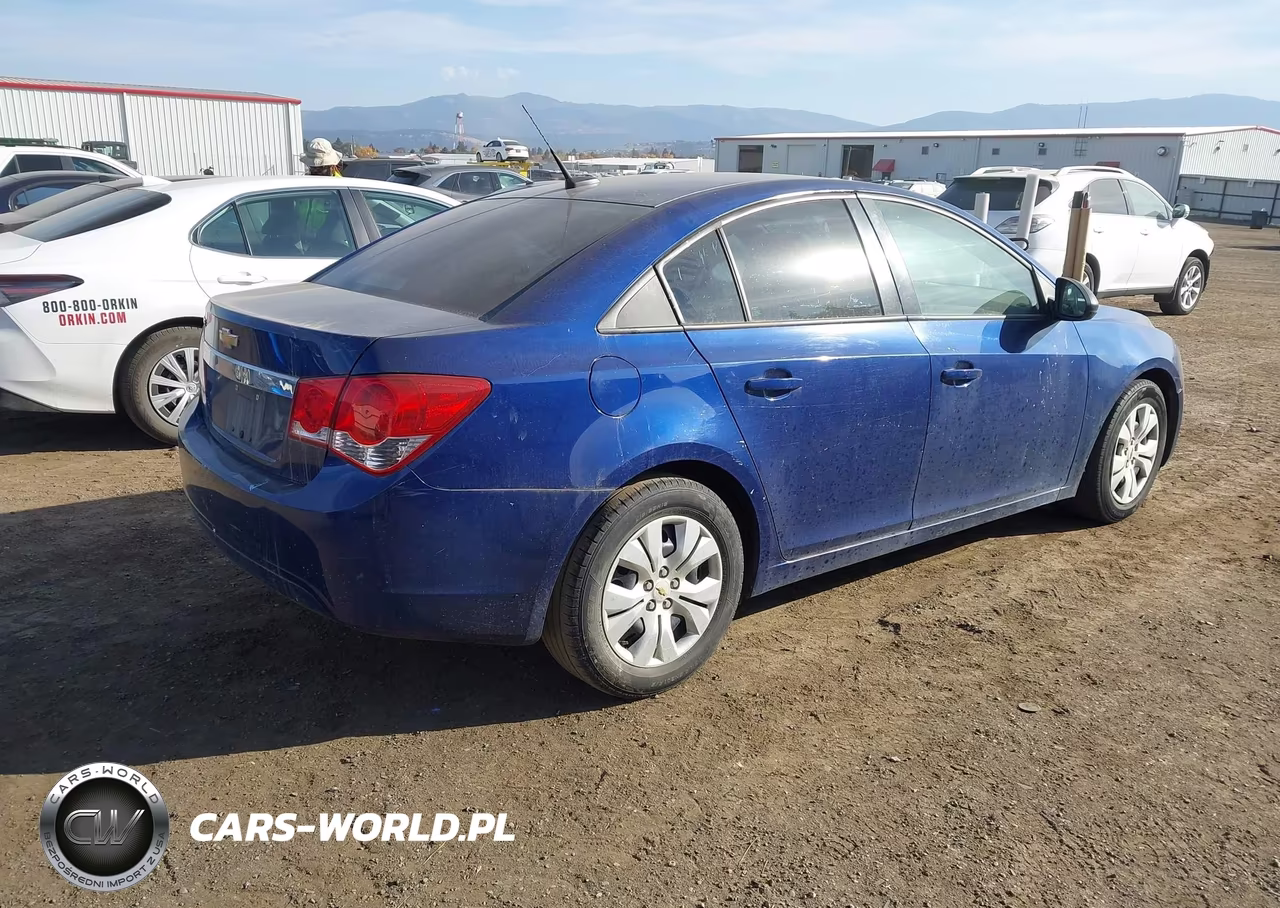 2013 Chevrolet Cruze Ls Manual VIN:1G1PB5SH3D7229870 - 4
