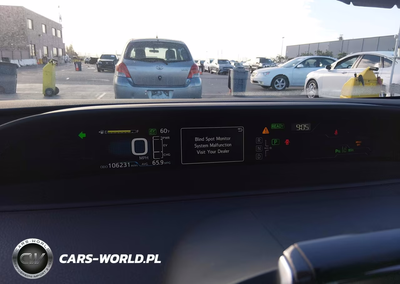2017 Toyota Prius Prime Advanced VIN:JTDKARFP7H3041749 - 7