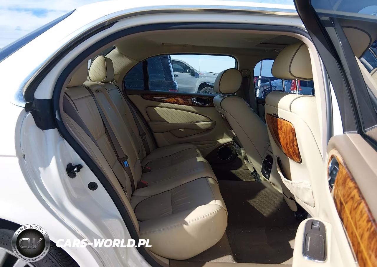 2007 Jaguar Xj Vanden Plas VIN:SAJWA82B17SH11861 - 8