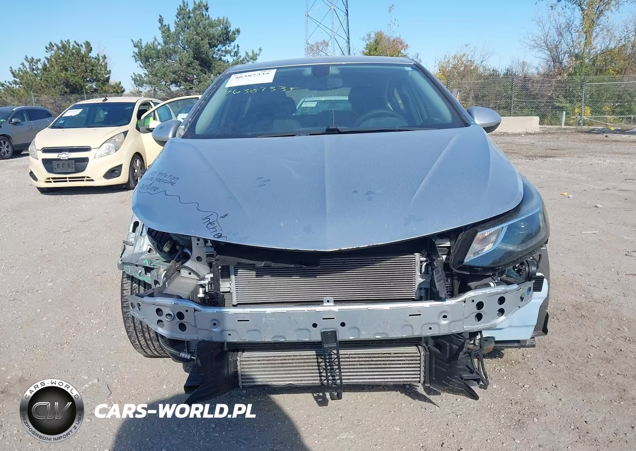 2018 Chevrolet Cruze Lt Auto VIN:3G1BE6SM1JS648351 - 12