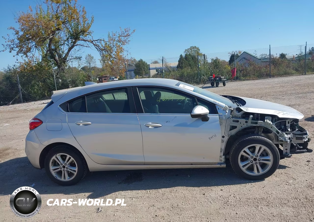 2018 Chevrolet Cruze Lt Auto VIN:3G1BE6SM1JS648351 - 13