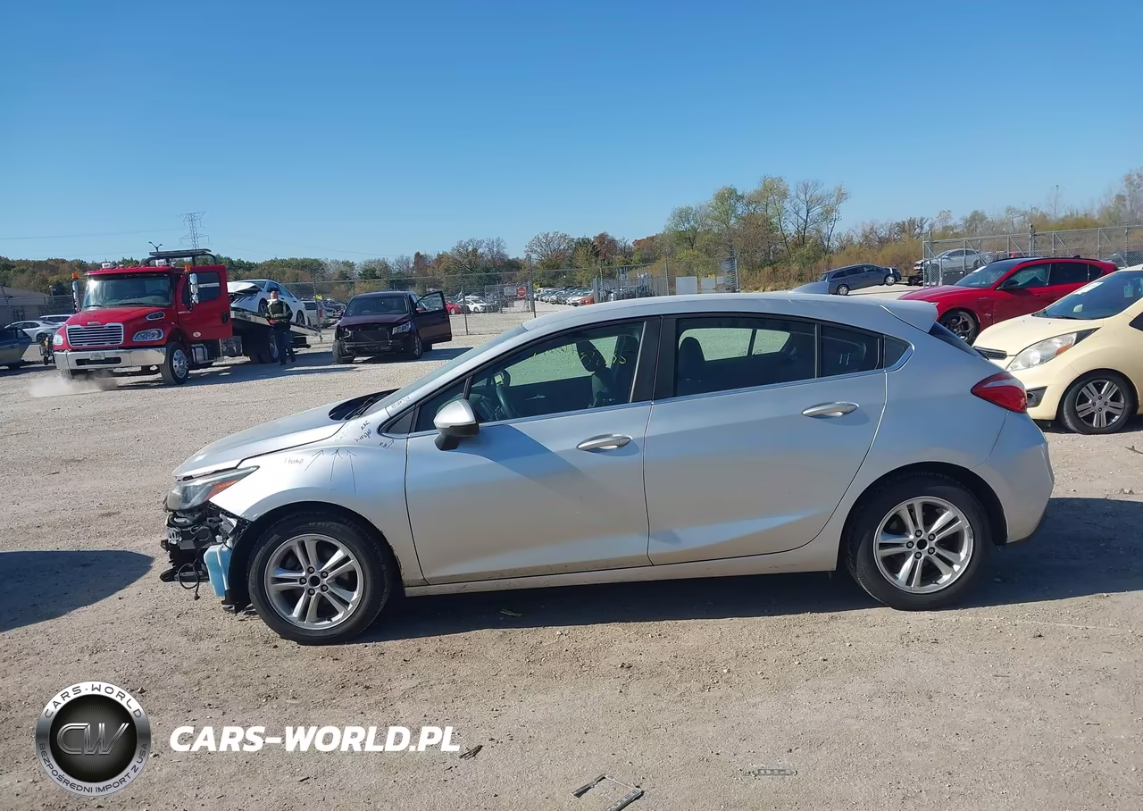 2018 Chevrolet Cruze Lt Auto VIN:3G1BE6SM1JS648351 - 14