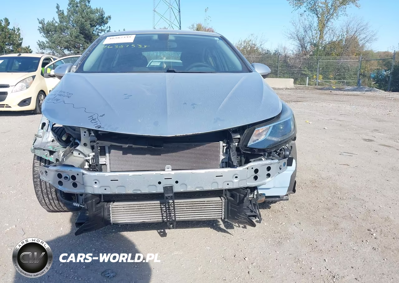 2018 Chevrolet Cruze Lt Auto VIN:3G1BE6SM1JS648351 - 6