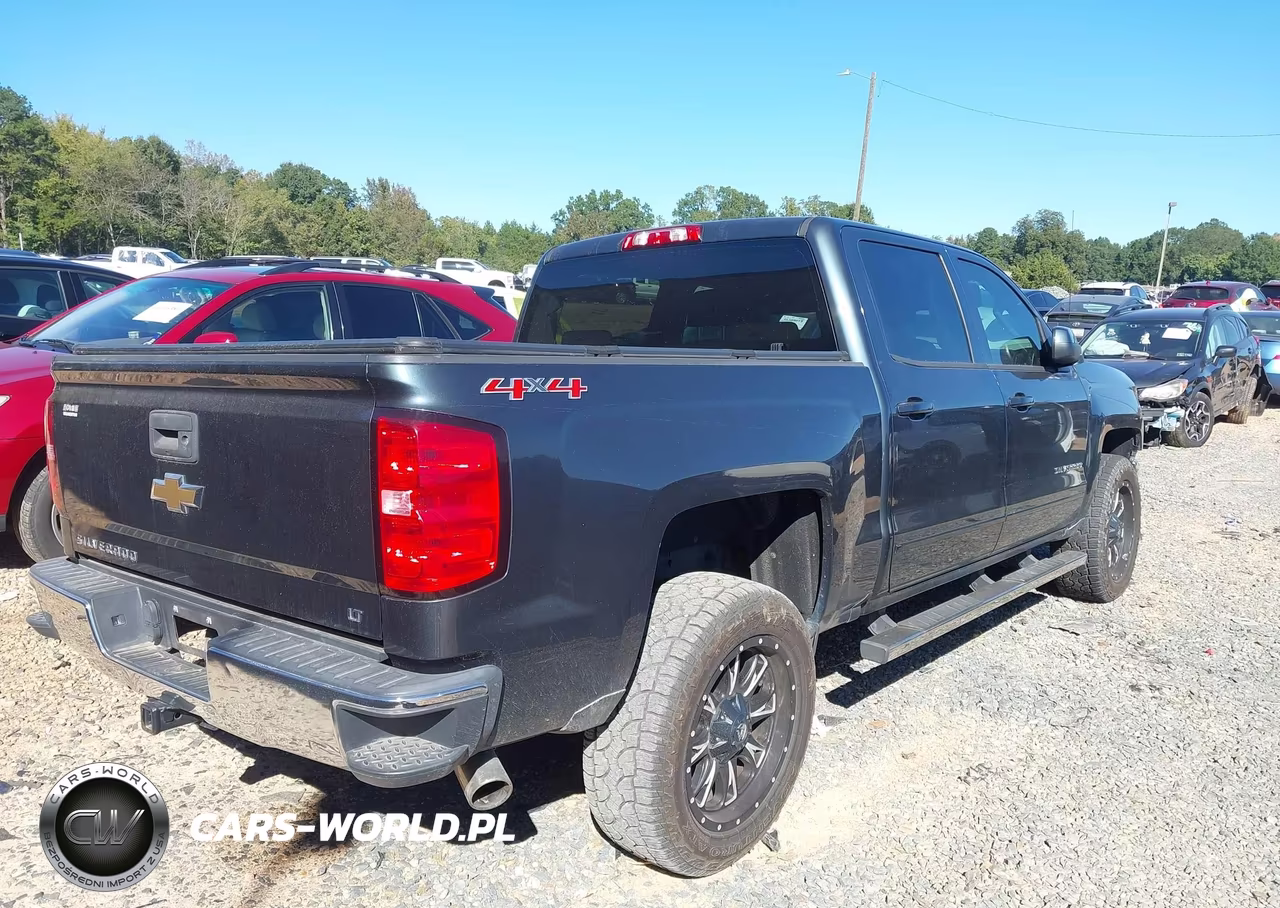 2017 Chevrolet Silverado 1500 1Lt VIN:3GCUKREC0HG373663 - 4