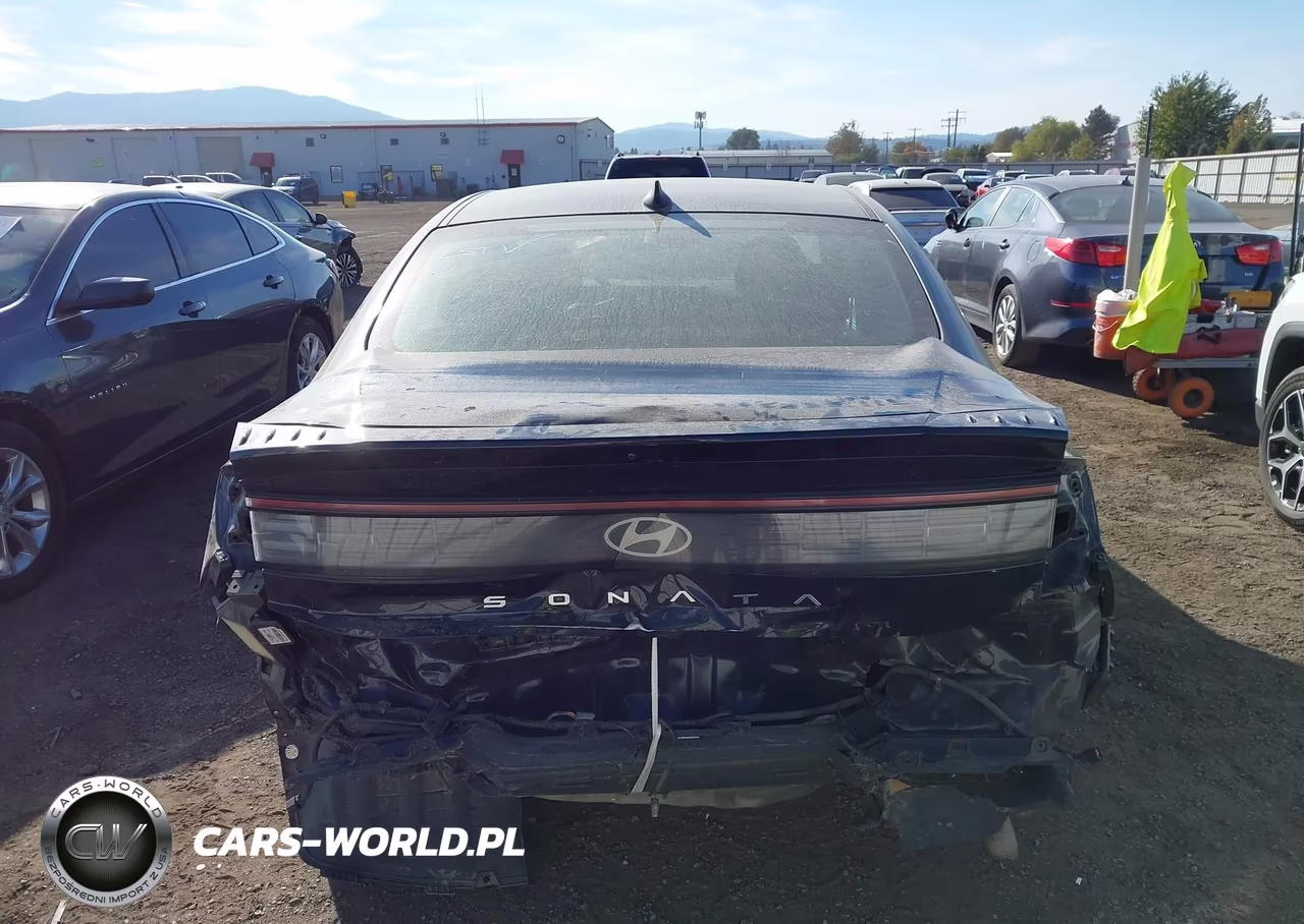 2025 Hyundai Sonata Sel VIN:KMHL64JA0SA459354 - 17