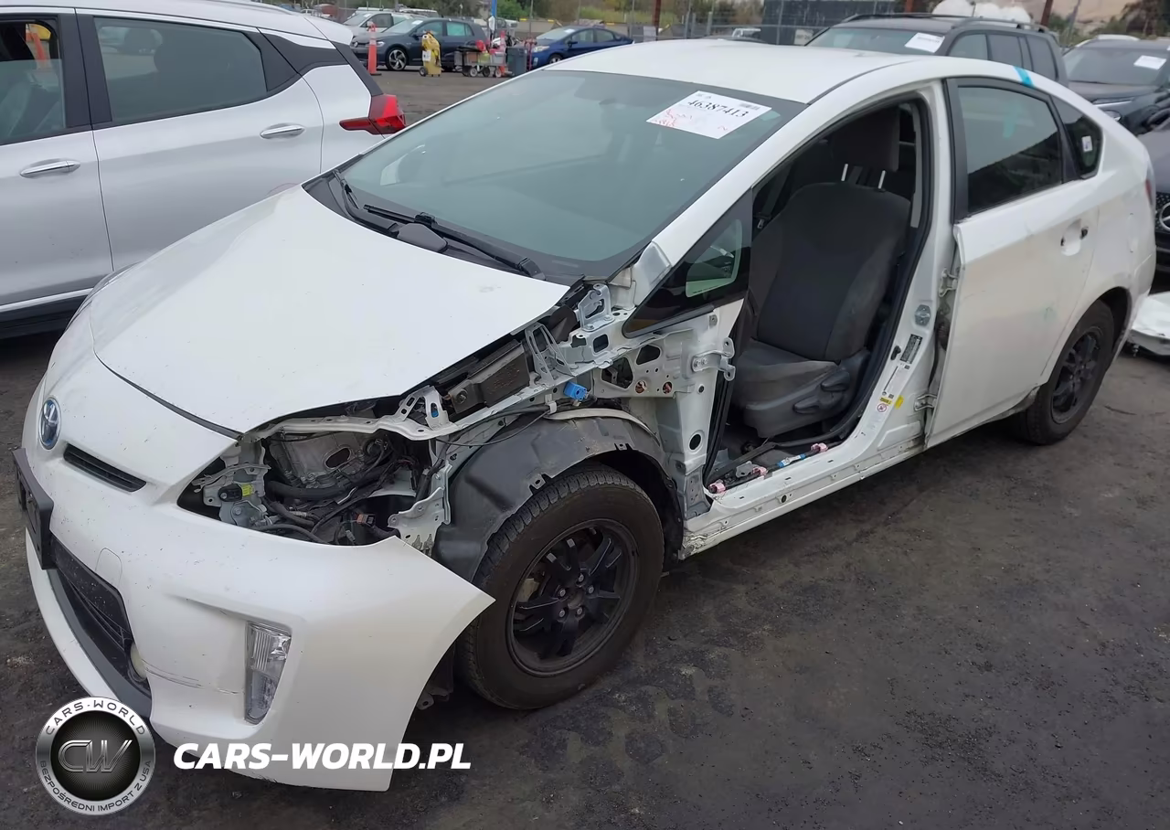 2015 Toyota Prius Two VIN:JTDKN3DU7F0470690 - 6