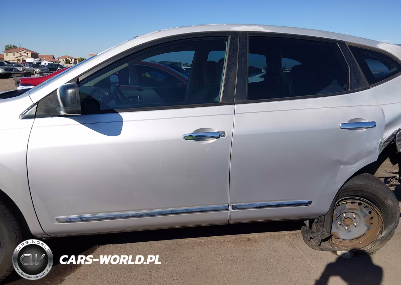 2013 Nissan Rogue S VIN:JN8AS5MT7DW526018 - 15