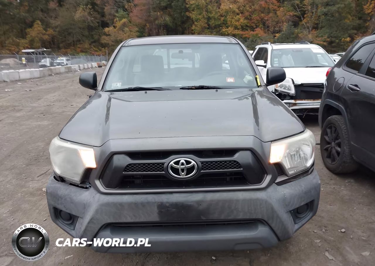 2012 Toyota Tacoma VIN:5TFNX4CN3CX013935 - 12