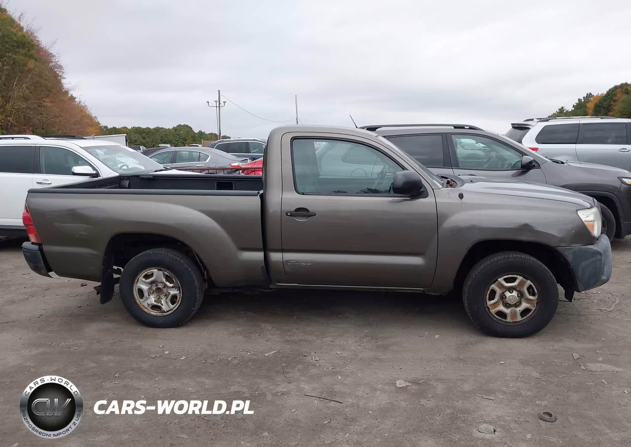 2012 Toyota Tacoma VIN:5TFNX4CN3CX013935 - 13